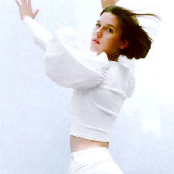 NWT Zara Ballon Sleeve Cropped Blouse, Size M - Picture 2 of 9